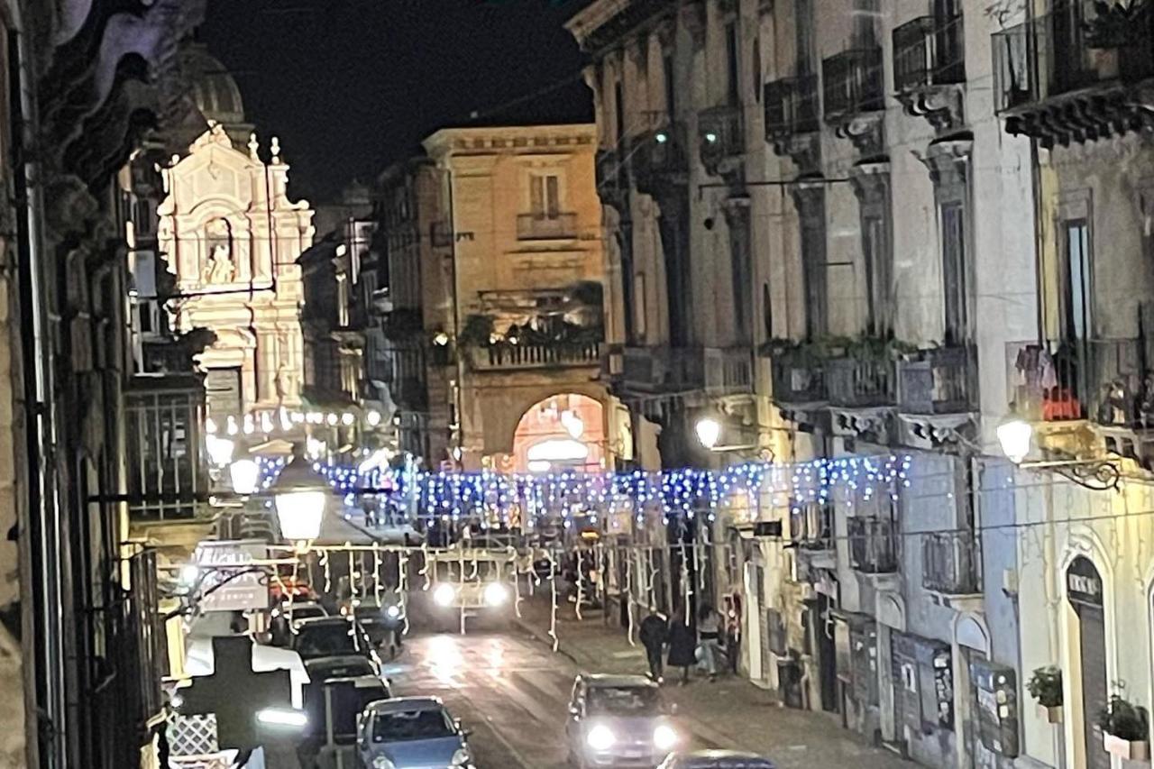 Bed and Breakfast Sunshine House Catania Exterior foto